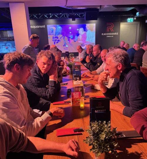 GESLAAGDE NETWERKBIJEENKOMST BUSINESSCLUB CORSO SINT JANSKLOOSTER BIJ RACE SQUARE ZWOLLE